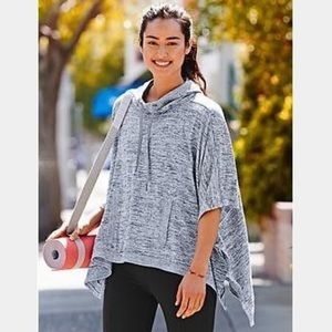 FINAL‼️💰 Athleta Blissful Poncho